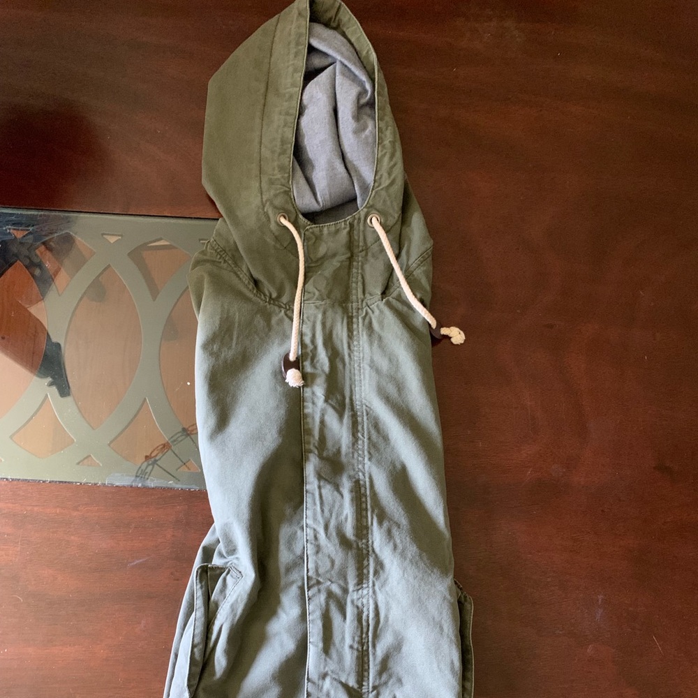 Spring coat - Picture 2 of 2